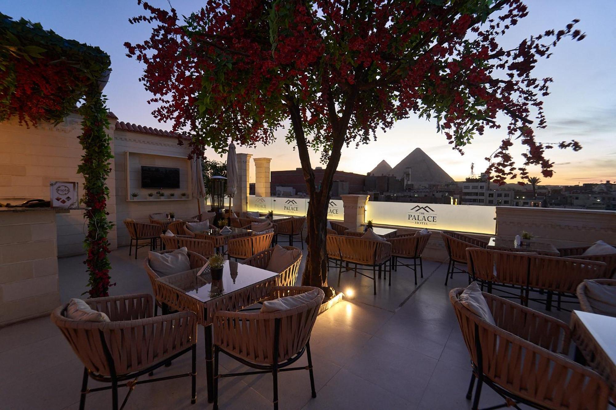 The Palace Pyramids Hotel Cairo Exterior foto